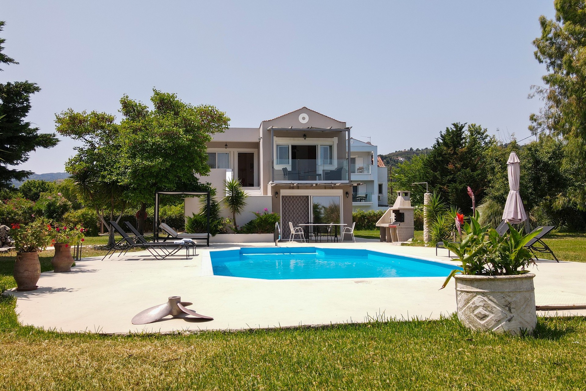 Gyra Villas